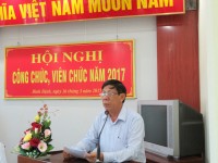 Đ/c Nguyễn Thúc Đĩnh - Giám đốc Sở đọc Báo cáo tổng kết công tác năm 2016 và phương hướng nhiệm vụ năm 2017